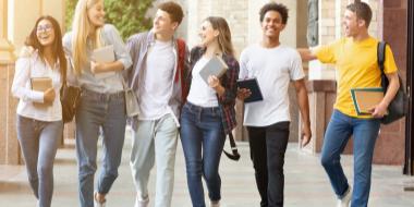 Lebenslauf für die Uni: Beispiel & Vorlage