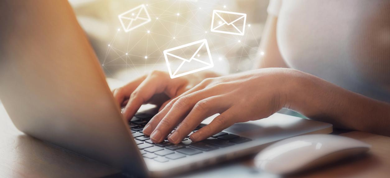 E-Mail im Lebenslauf angeben