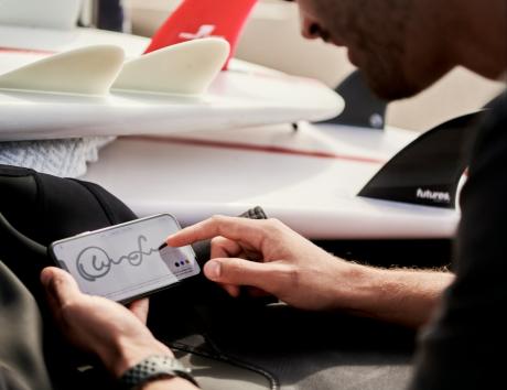 czy cv się podpisuje