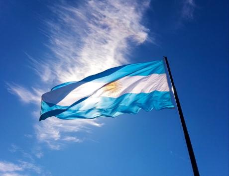 Bandera de Argentina para ilustrar el currículum para Argentina