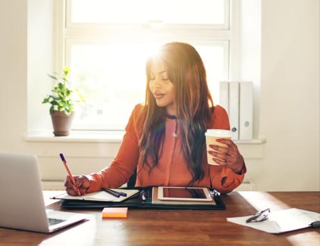 Reverse Chronological Resume: Tips & Examples