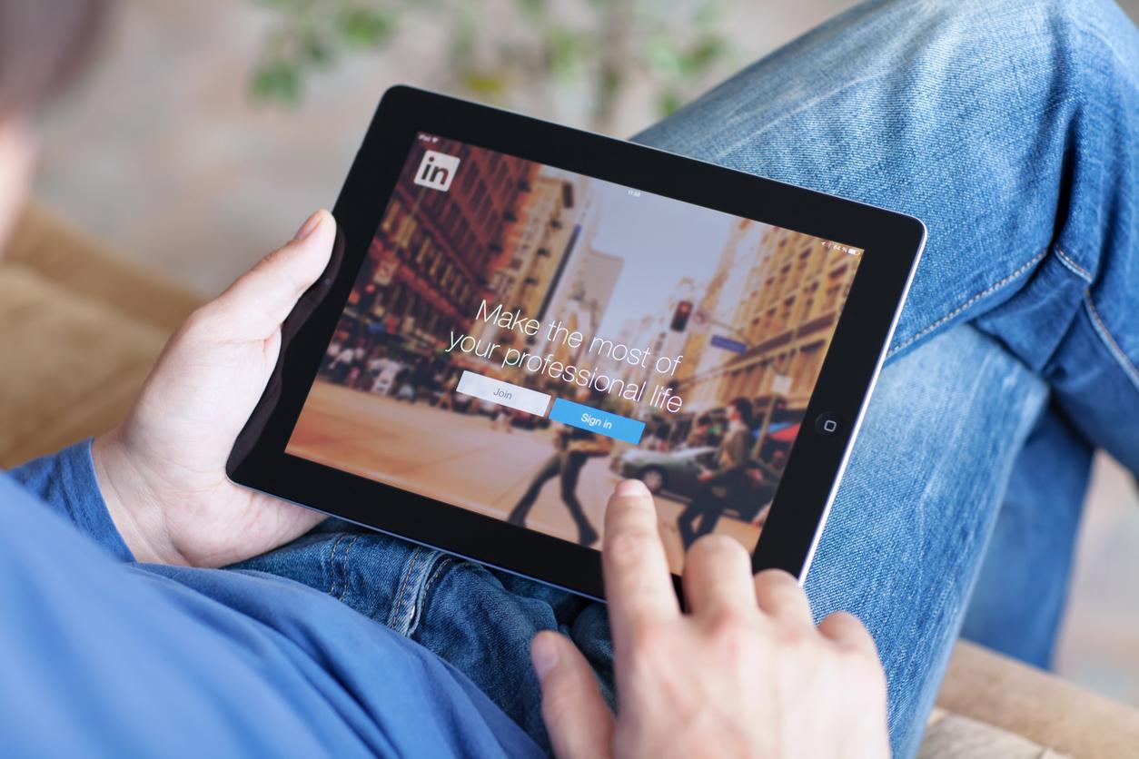 Colocar o LinkedIn no CV