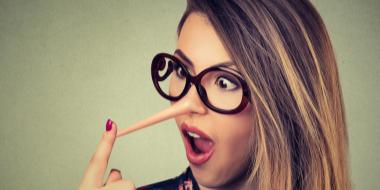 Lügen im Lebenslauf: ist das strafbar?